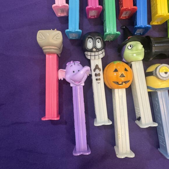 Vintage PEZ Dispenser Lot Cartoon Characters TMNT Barbie Minion Garfield Hallowe - Picture 10 of 12